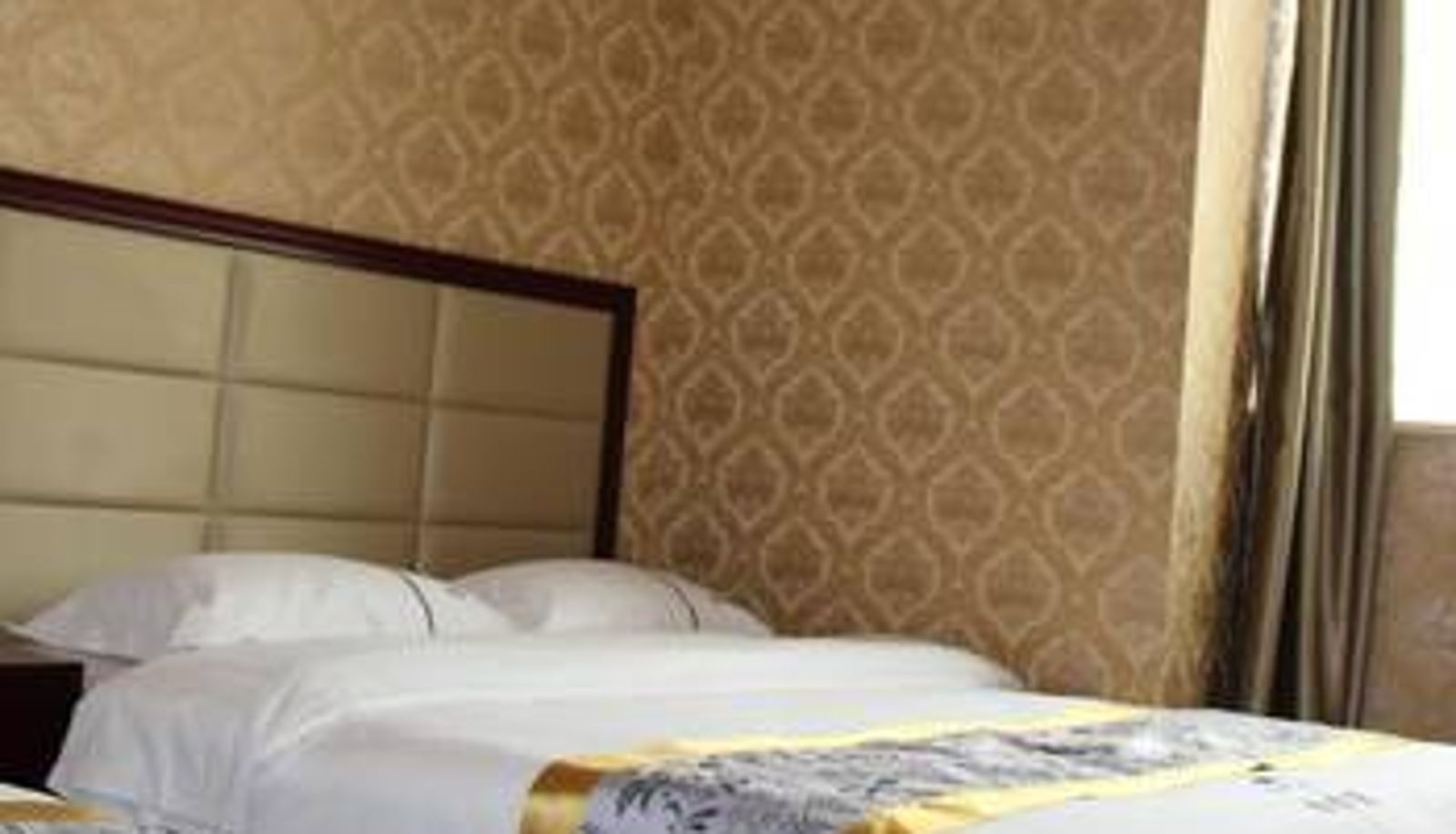 Zimmer - Seattle Holiday Hotel