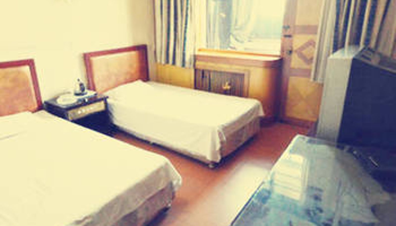 Zimmer - Xiaoyi) Junyi Chain Hotel (Yongsheng Road Branch