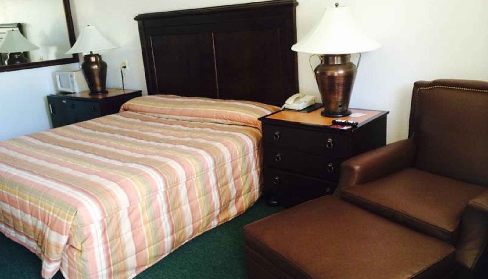 Chambre - Glen Rose Inn and Suites