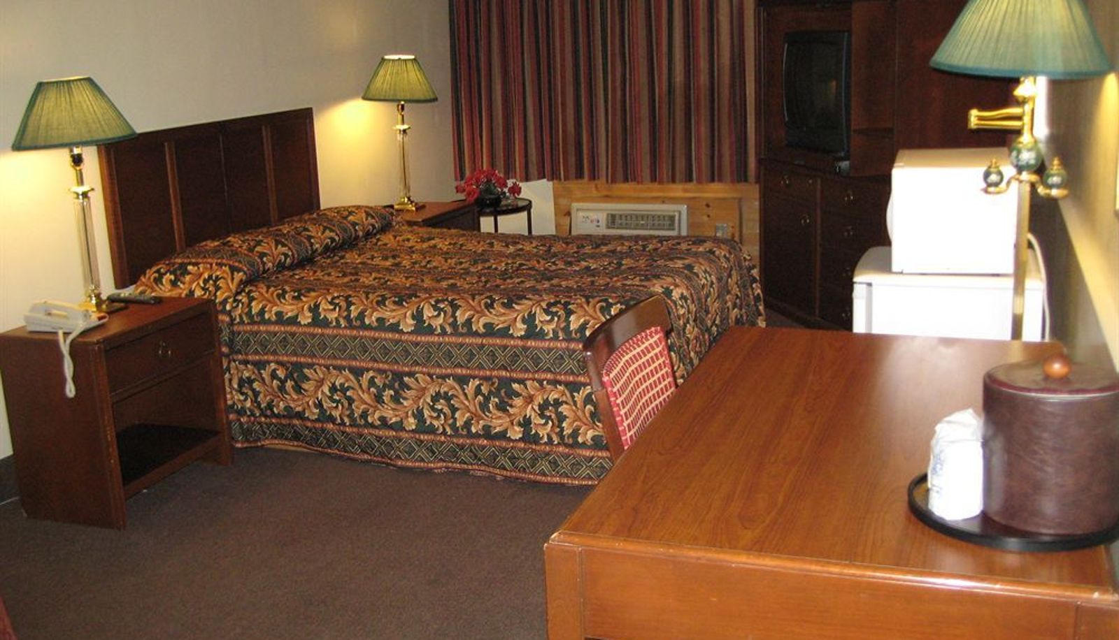 Camera standard - Mid-Town Hotel
