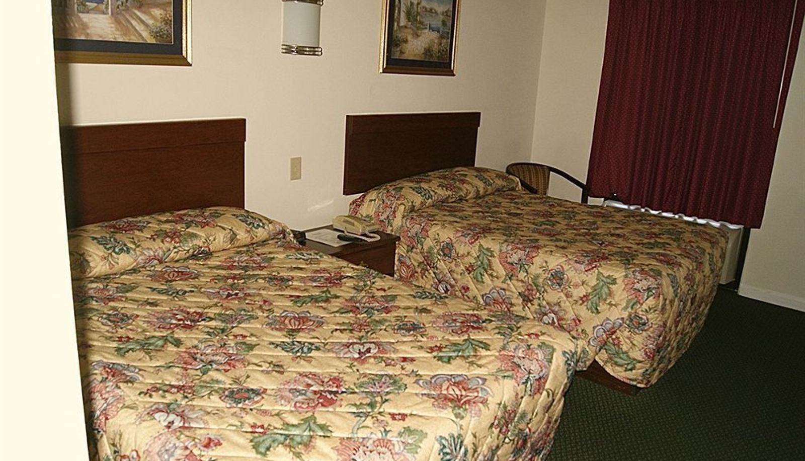 Pokój typu superior (dwuosobowy) - American Inn and Suites