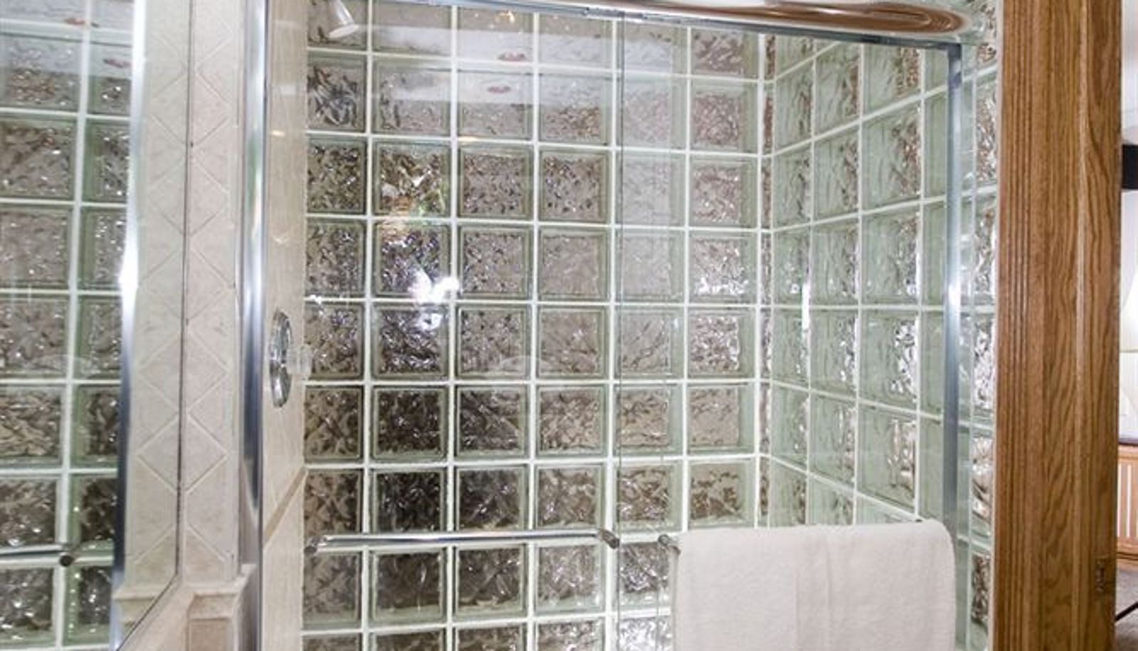 Bathroom - Sybaris