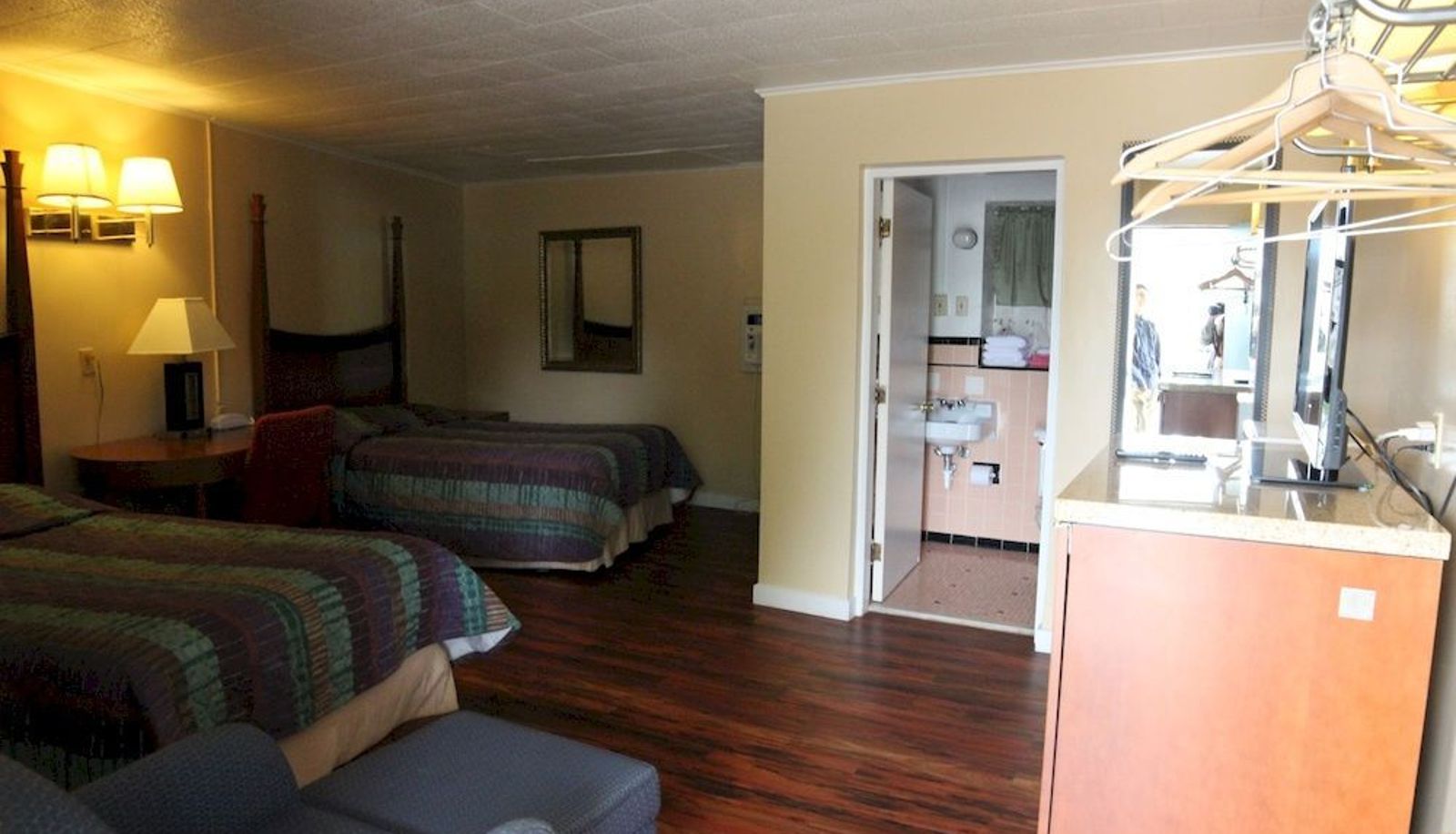 Standard room - Village Inn