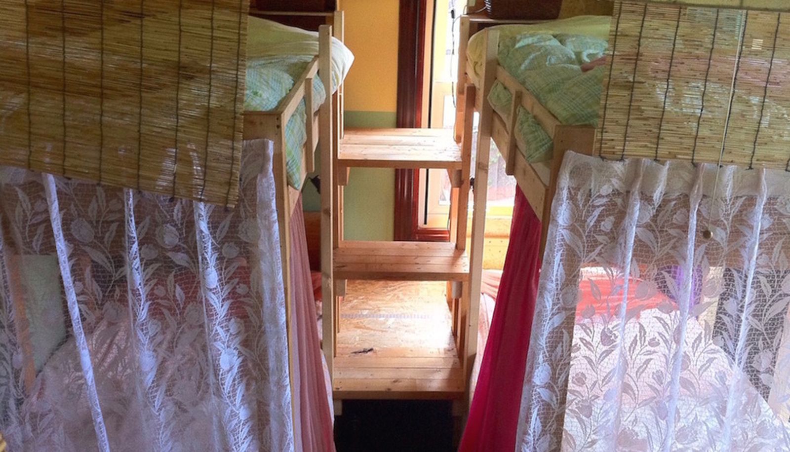 Standard room (single) - The Otarunai Backpackers' Hostel Morinoki