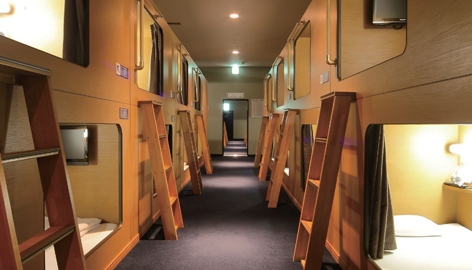 Standard room (single) - Niko Capsule Hotel Refre