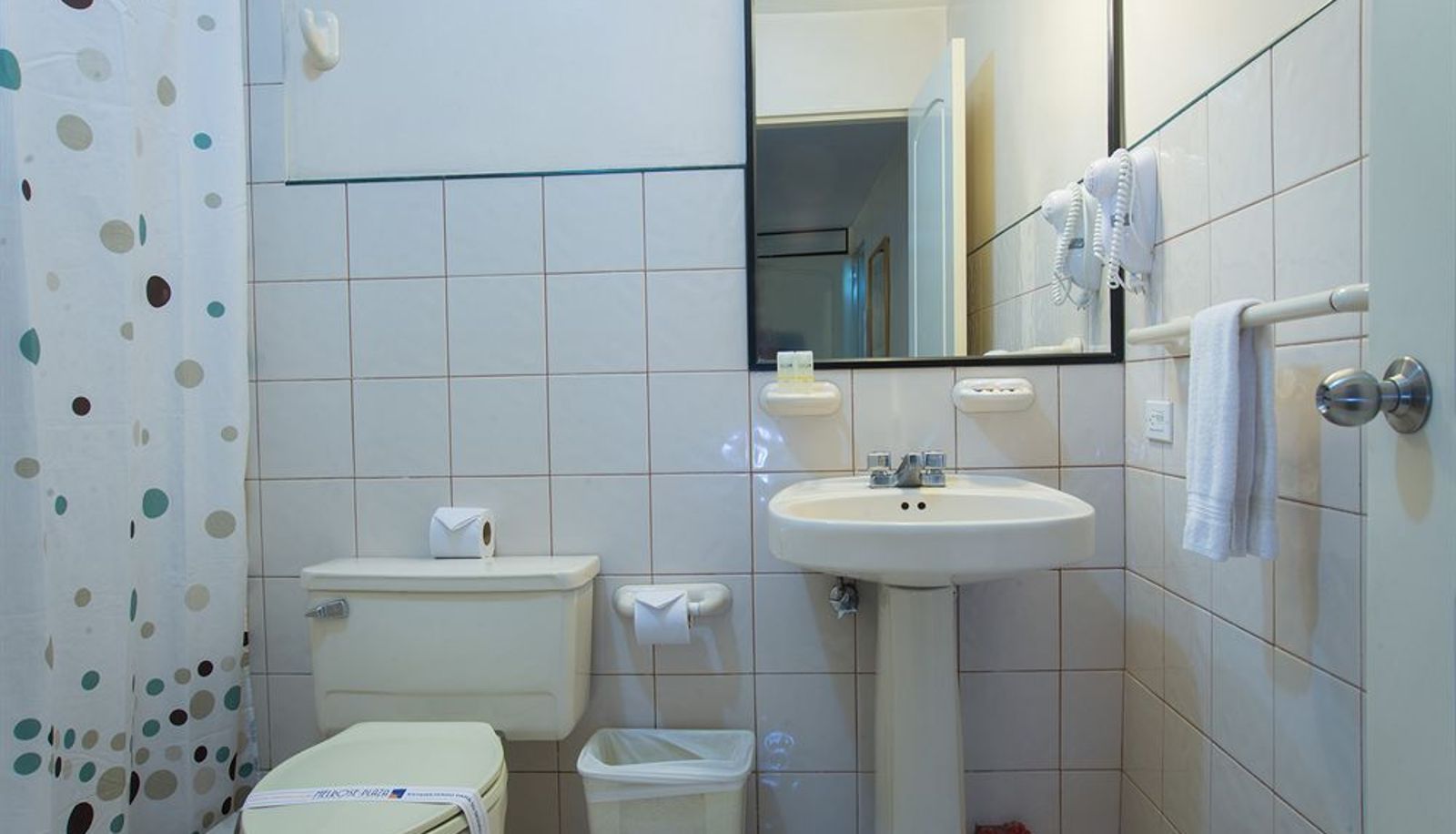 Chambre standard (simple) - Melrose Plaza Suites