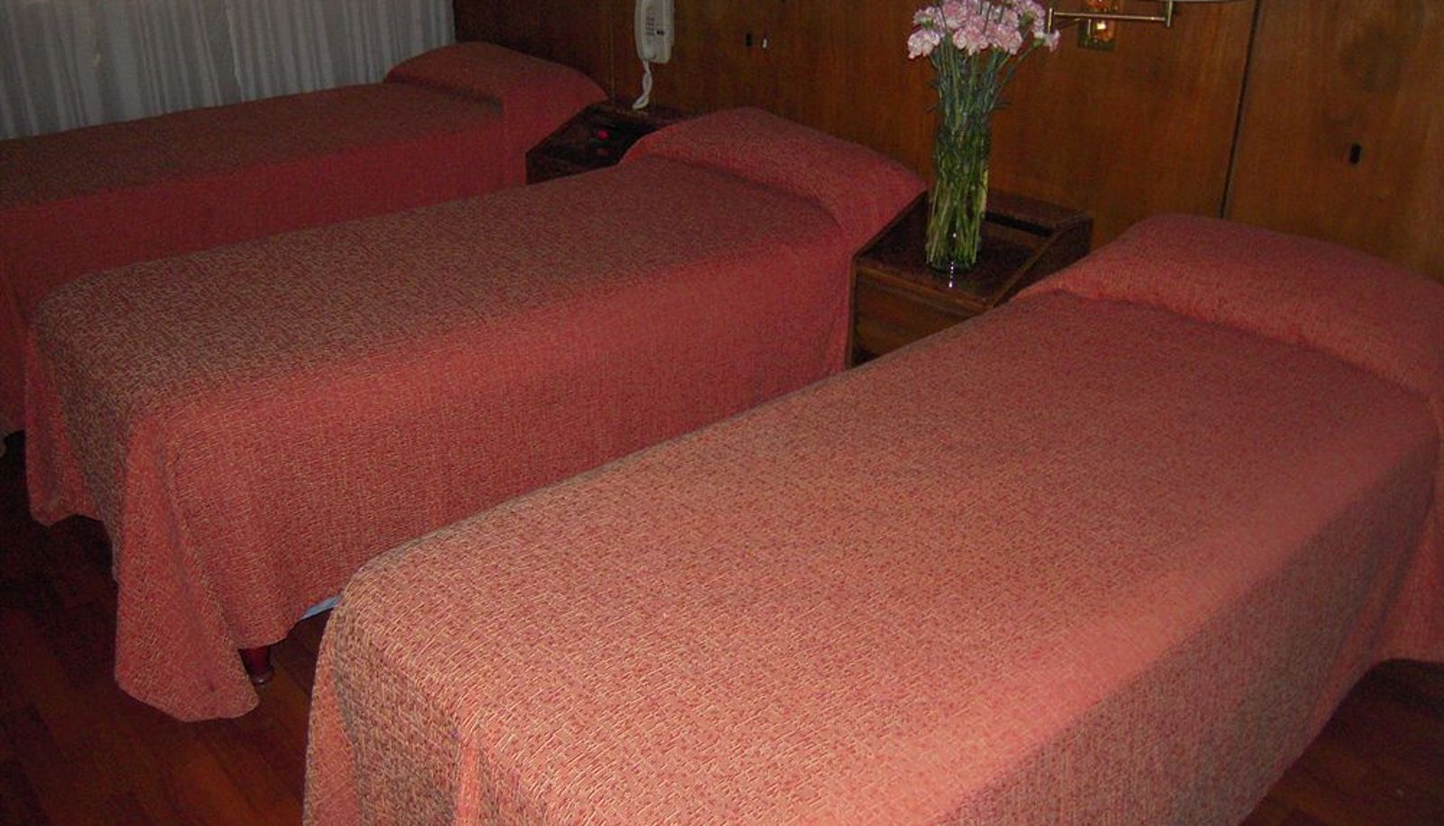 Chambre triple - Ecuador Hotel