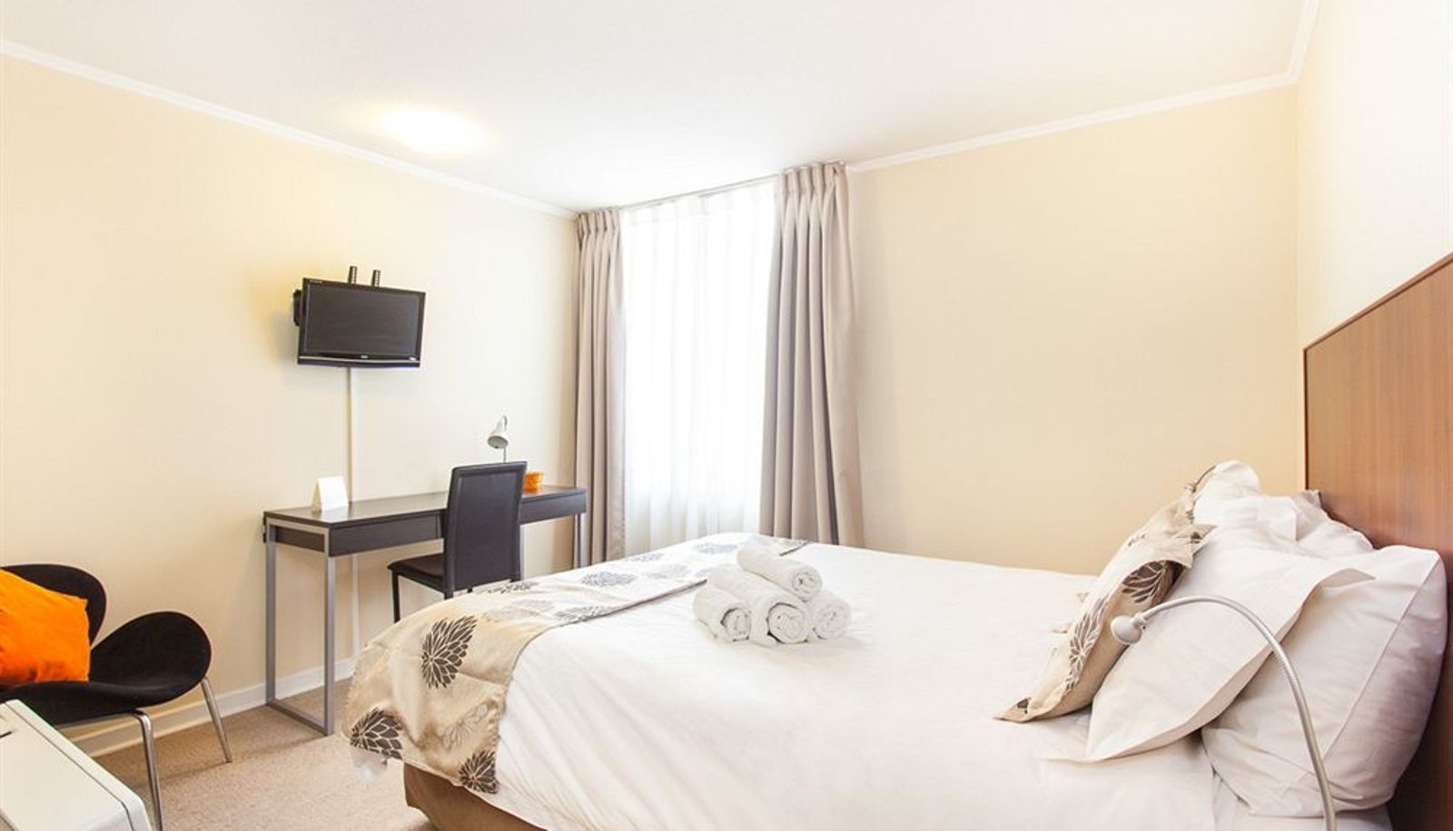 Standardzimmer (Einzel) - Serrano Centro