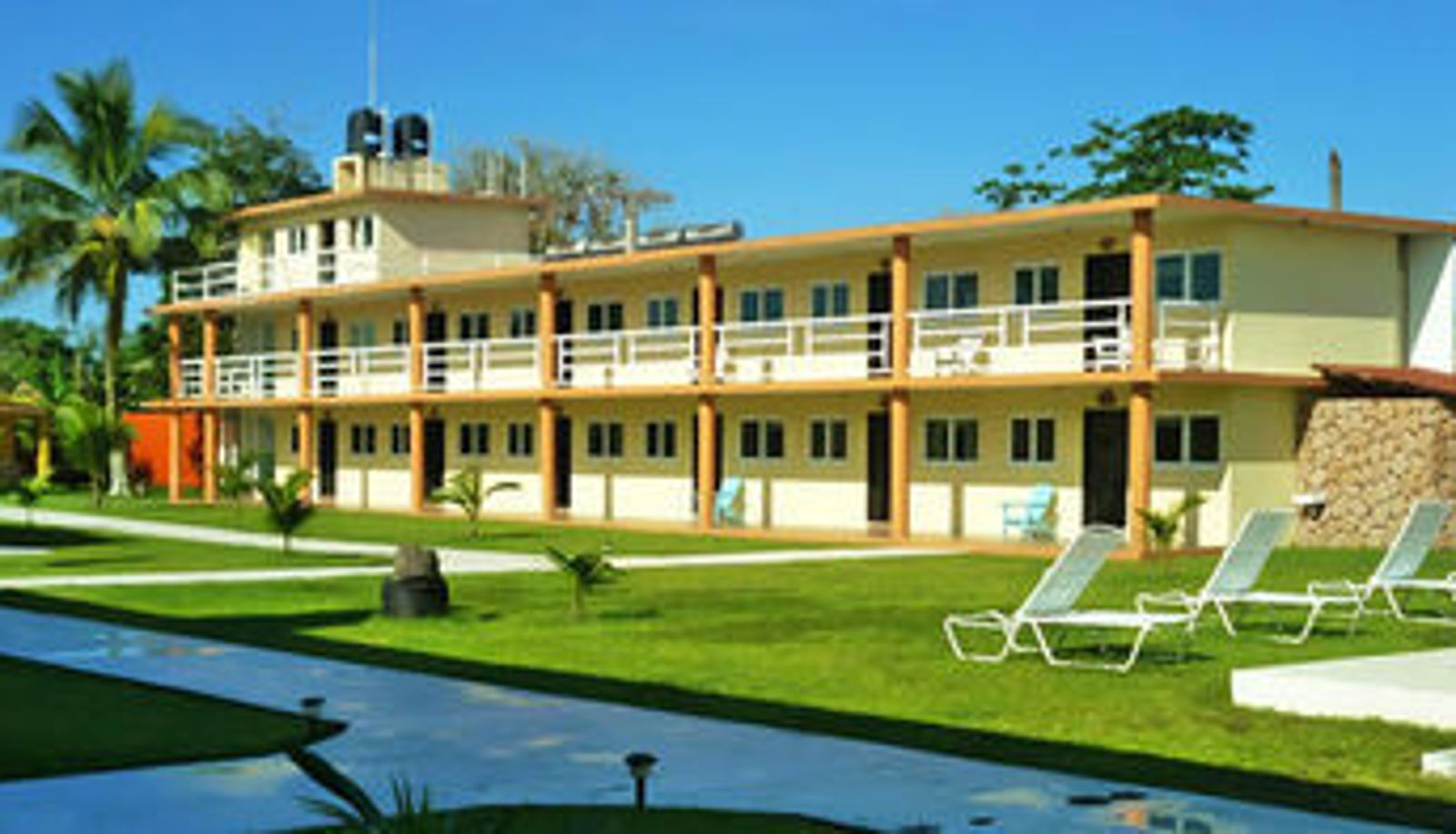 Garten - Hotel La Roca Natural
