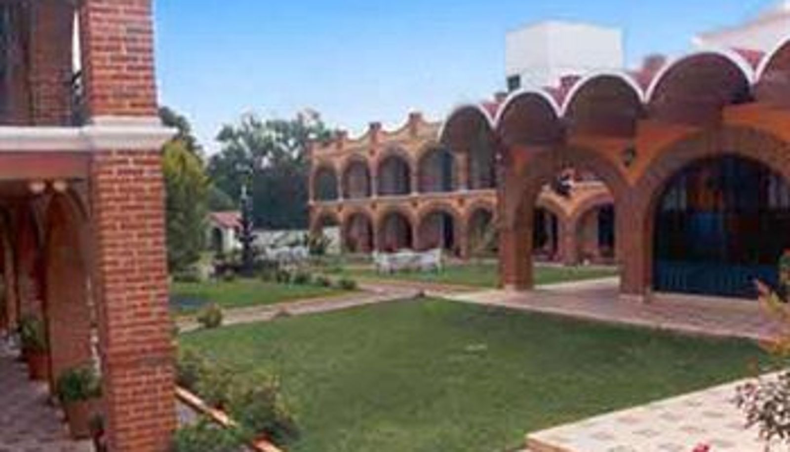 Jardín - Hotel Real de Huasca