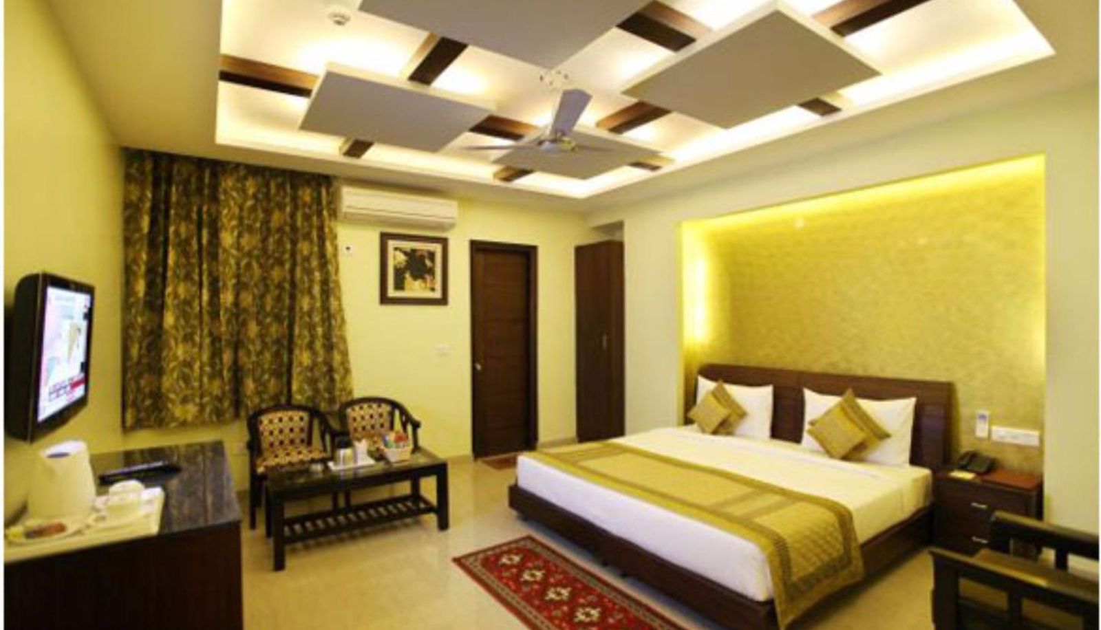 Info - Hotel Le Seasons