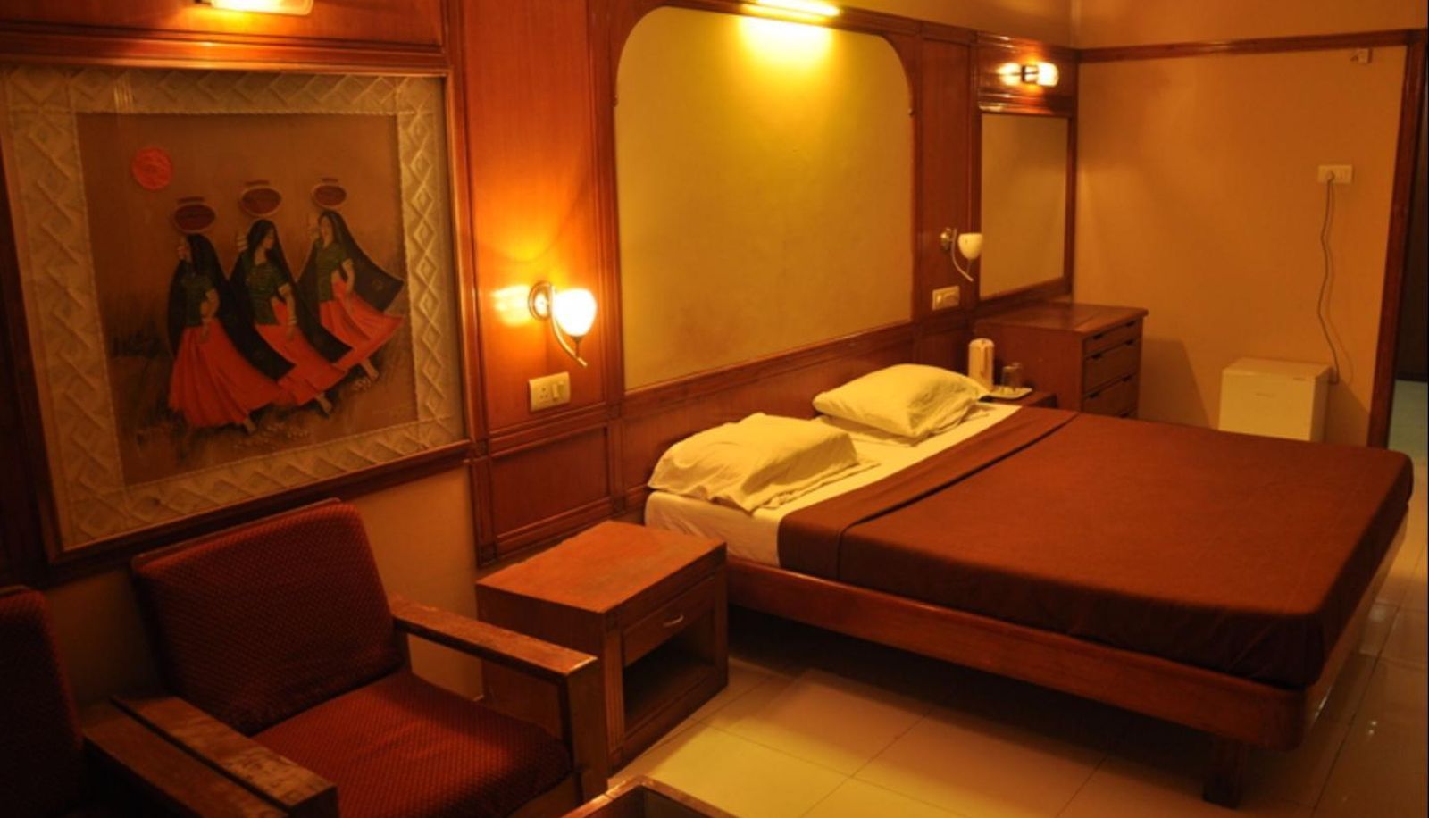 Info - Hotel Chandan