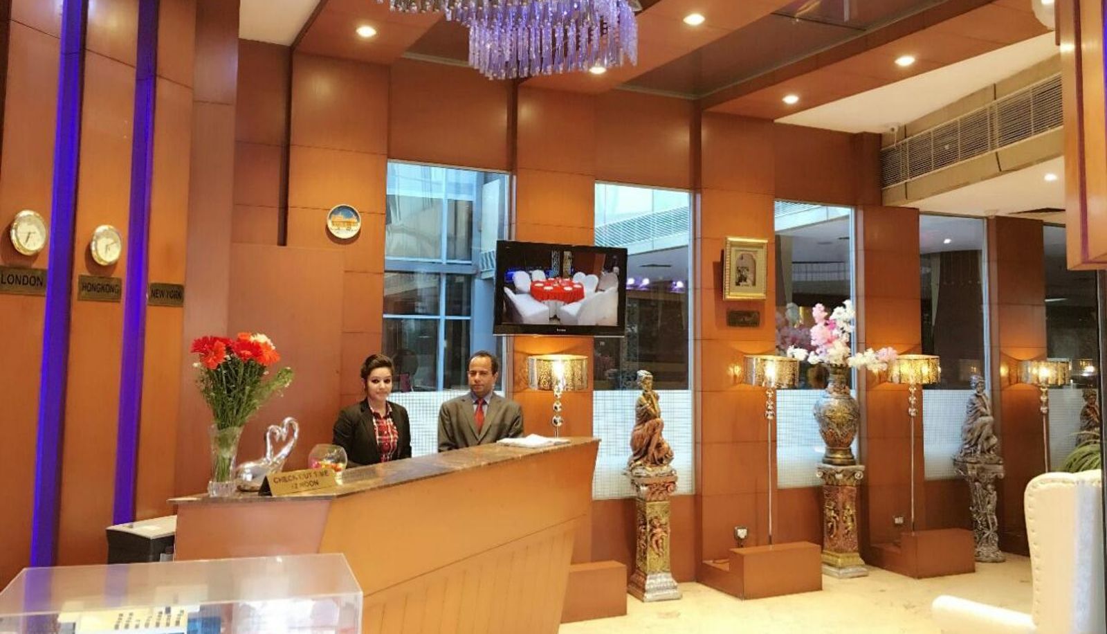Info - Hotel Signature Grand