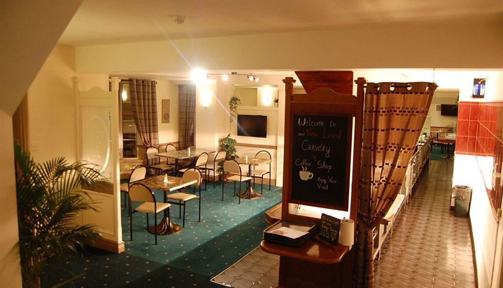 Café/Bistro - The Grand Hotel