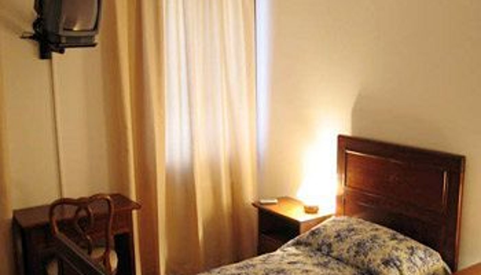 Standaardkamer (eenpersoons) - Bed & Breakfast Il Pallino di Arianna