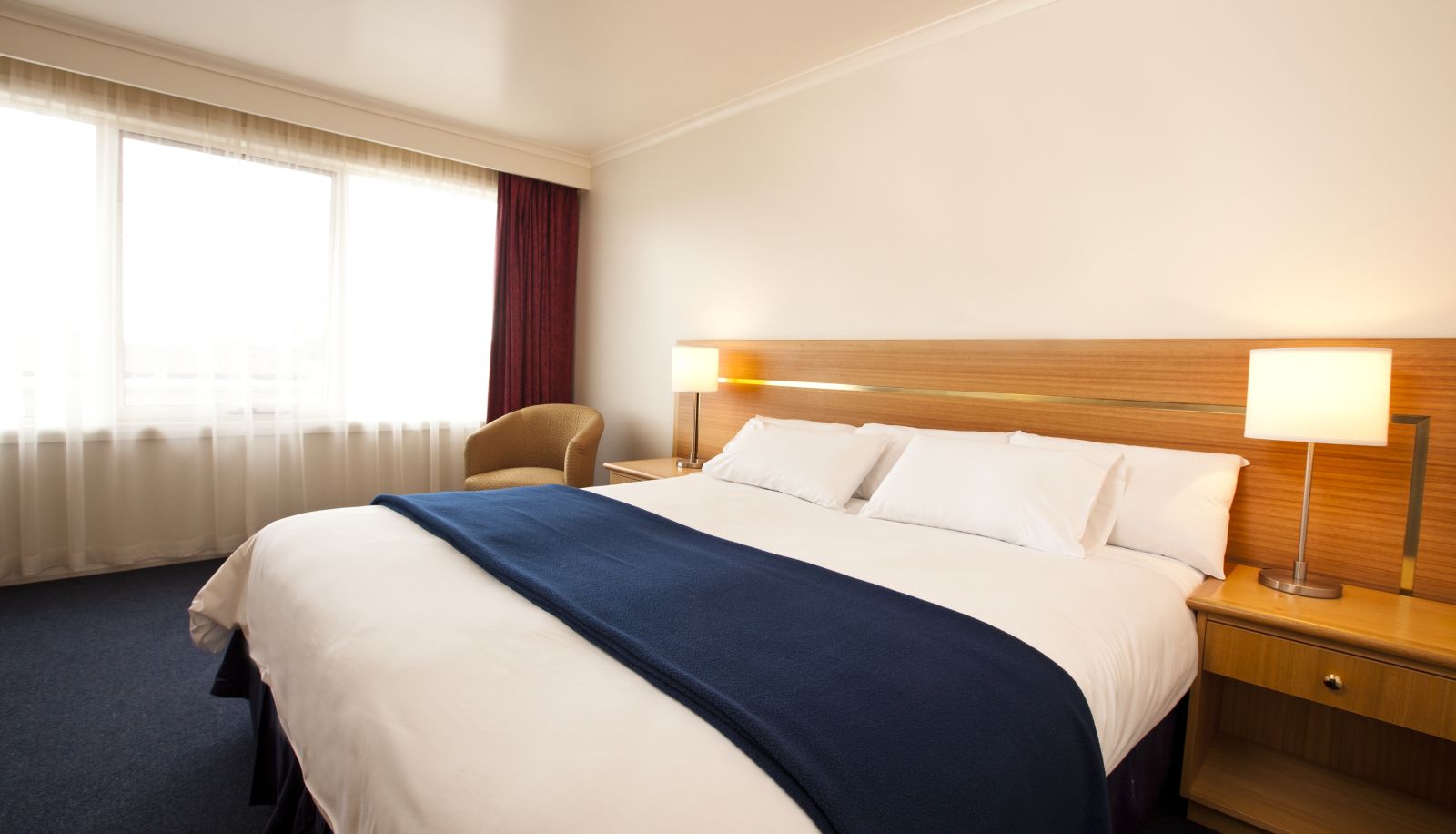 Info - Edgewater Hotel