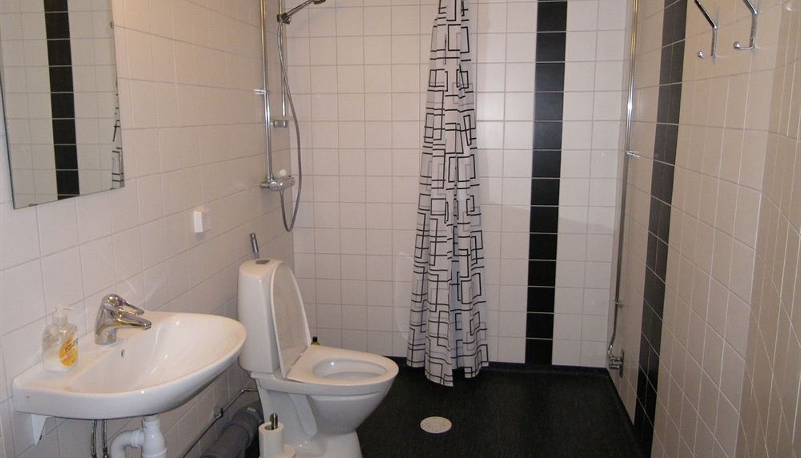 Info - Bosses Gästvåningar - Hostel