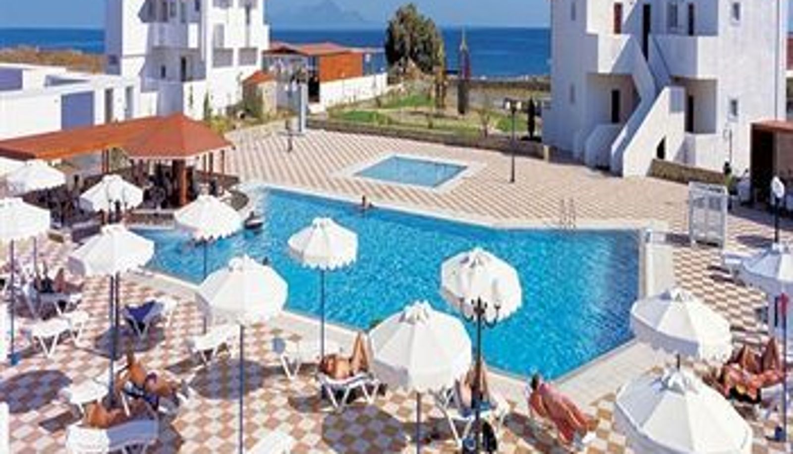 Pool - Kalimera Suites