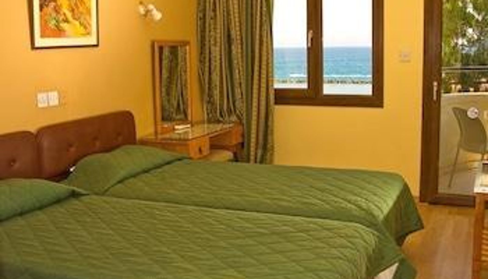 Standardzimmer - Pigeon Beach Hotel Apartments