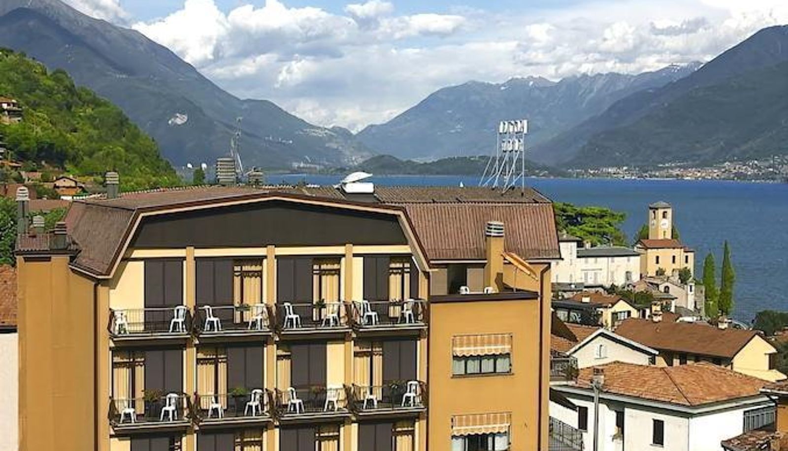Info - Hotel 2000