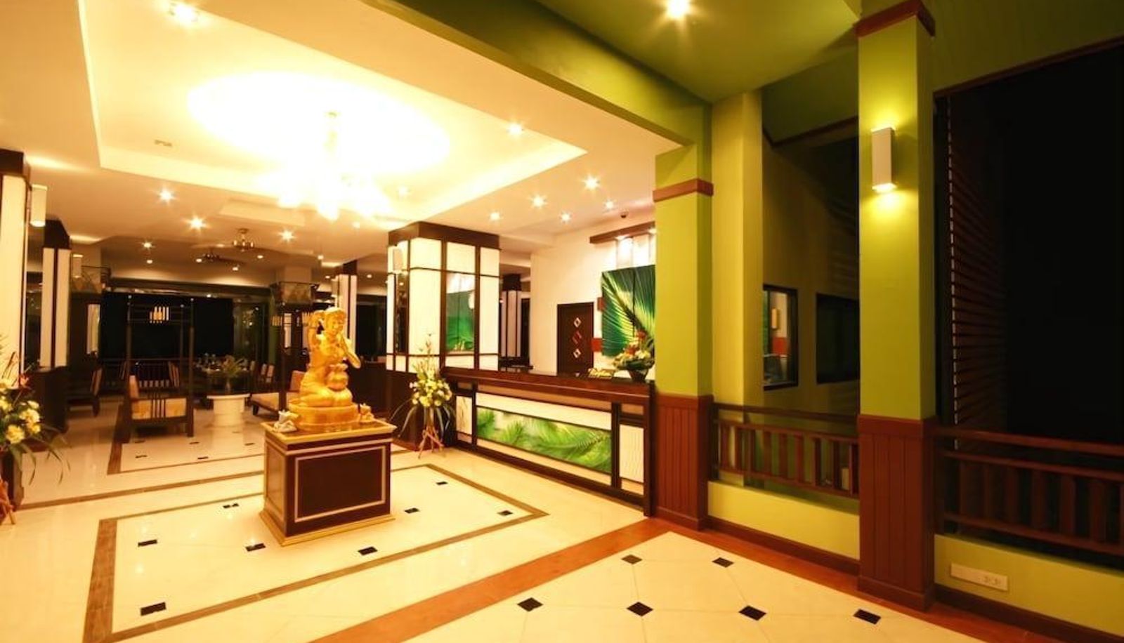Hall - Palm Paradise Resort