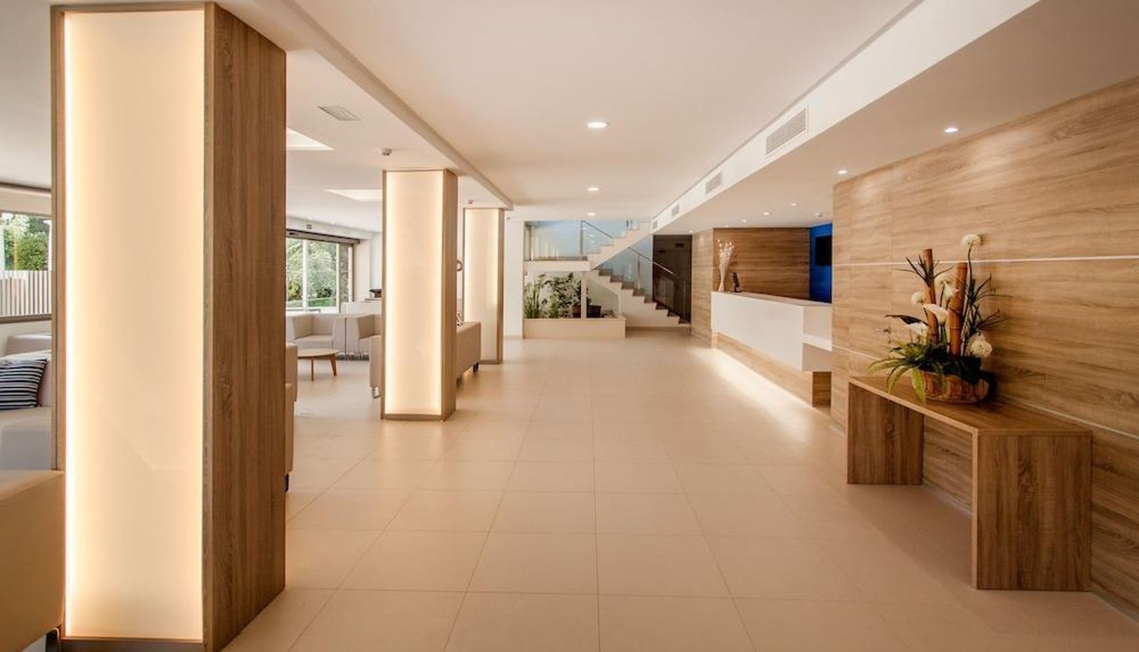 Reception - Apartamentos Globales Costa de la Calma