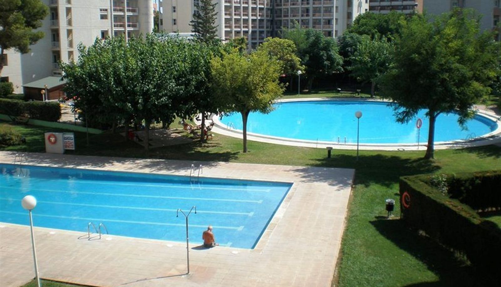 Basen - Cordoba Sevilla Jerez Apartments