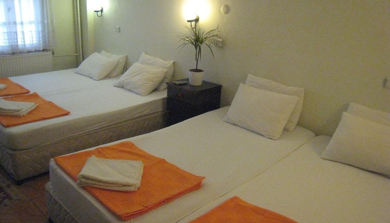 Chambre Standard - Paris Hotel