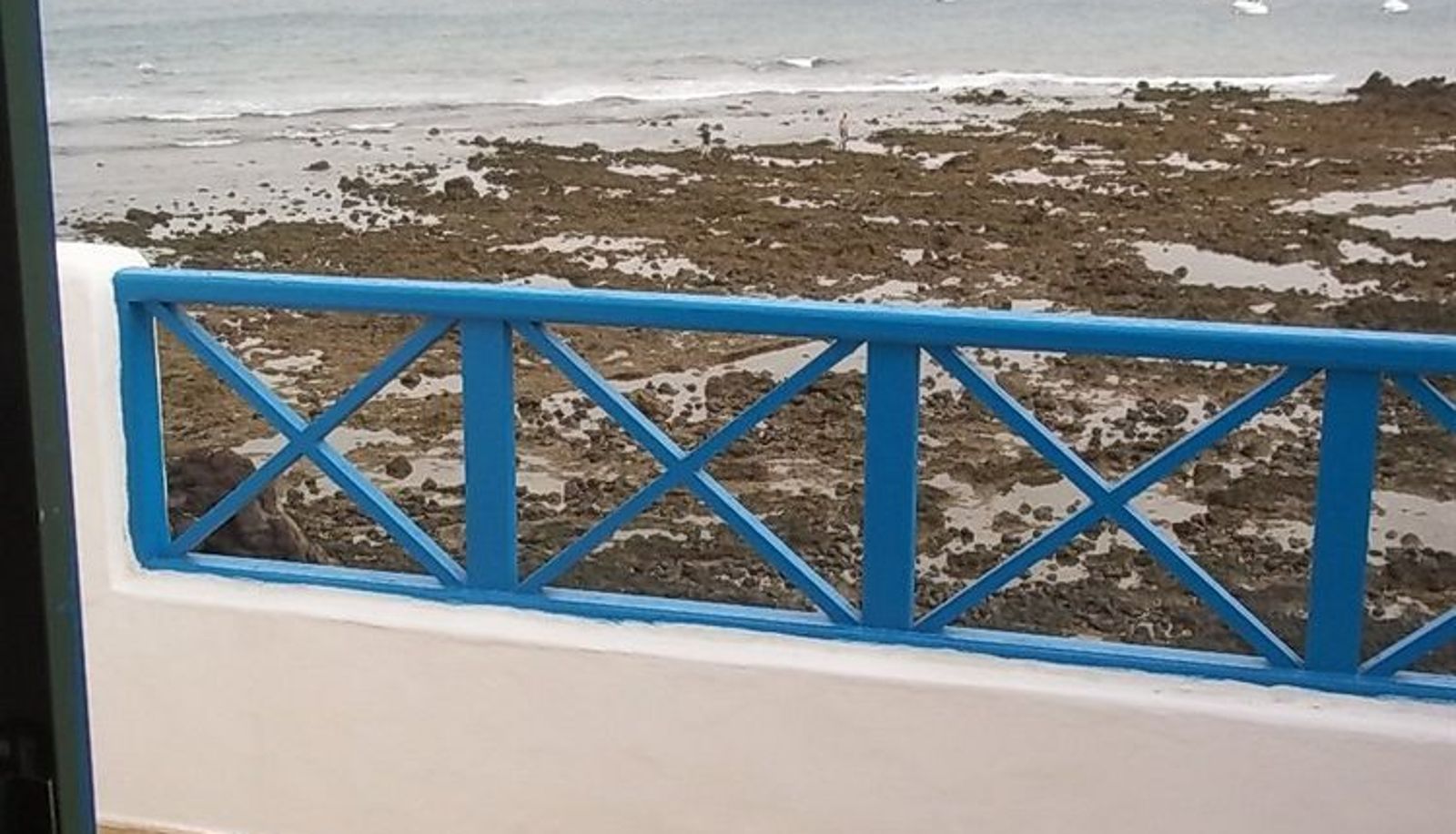 Kamer met balkon - Apartments Arrieta I