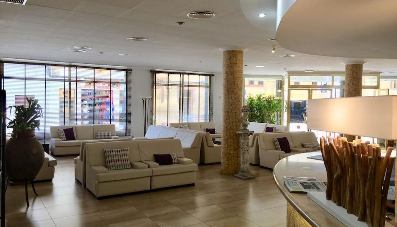 Hall - Aparthotel Miami Park