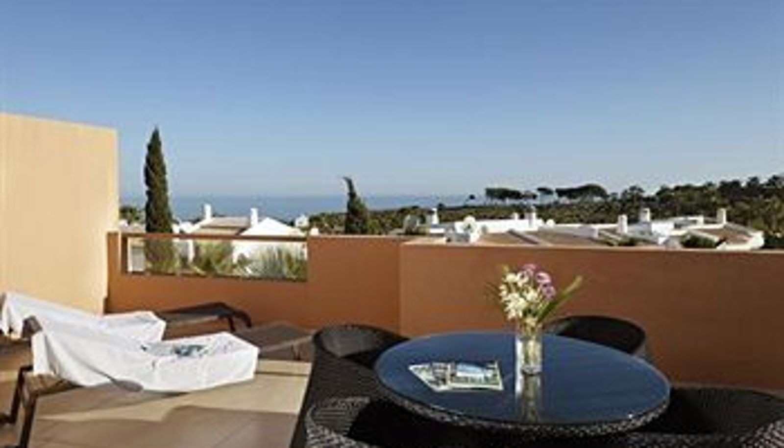 Taras - São Rafael Deluxe Apartments