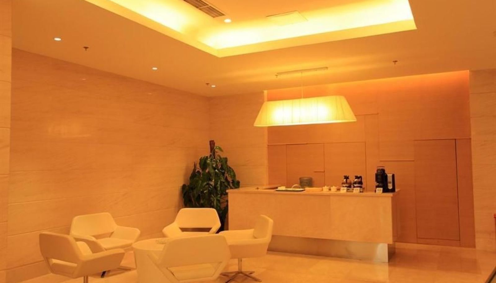 Wnętrze hotelu - JI Hotel