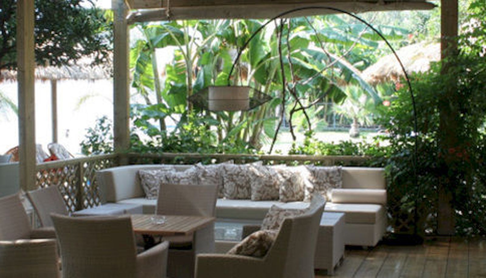 Bar - Mouria Studios