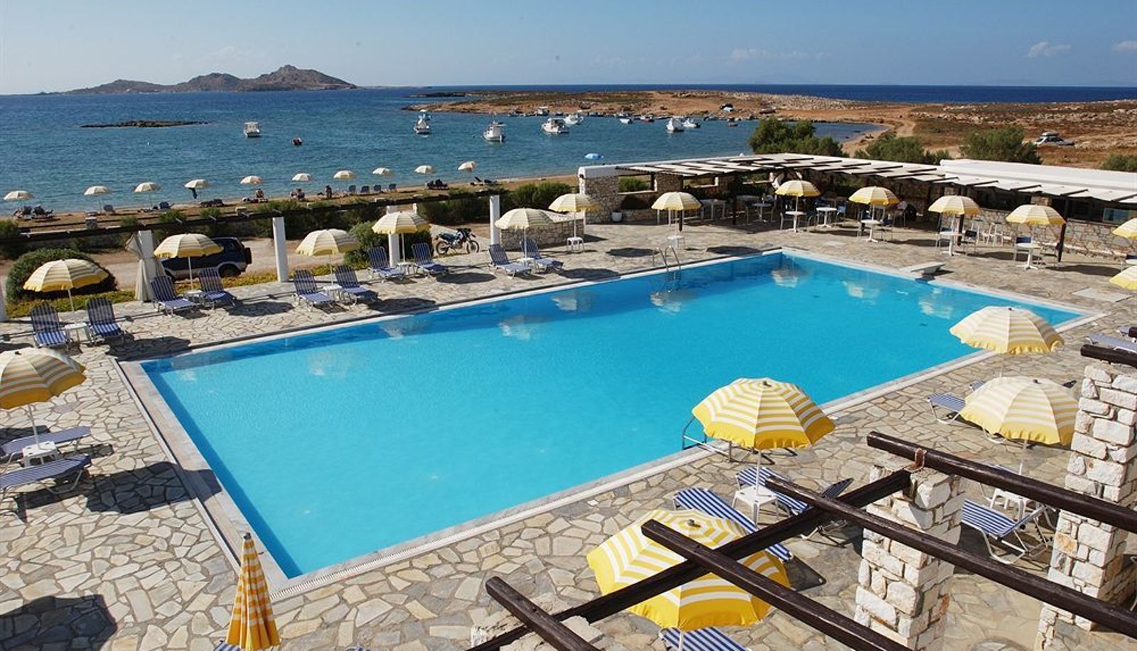 Piscina - Kosmitis Hotel