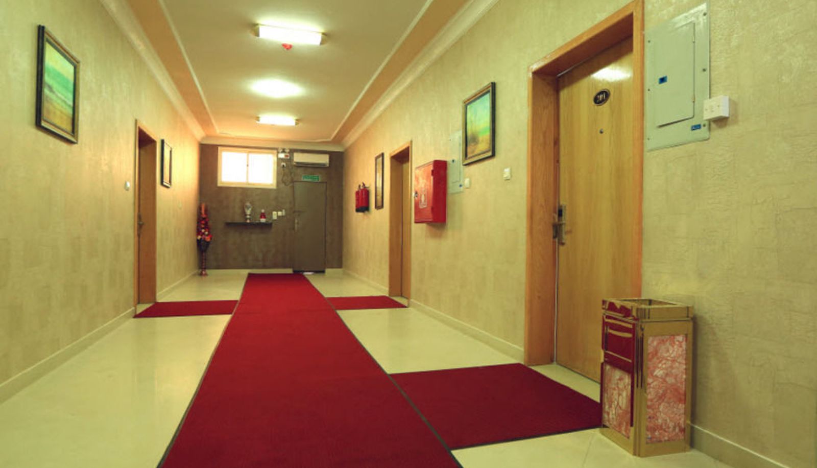 Hotel interior - Night For You Suite Apartments