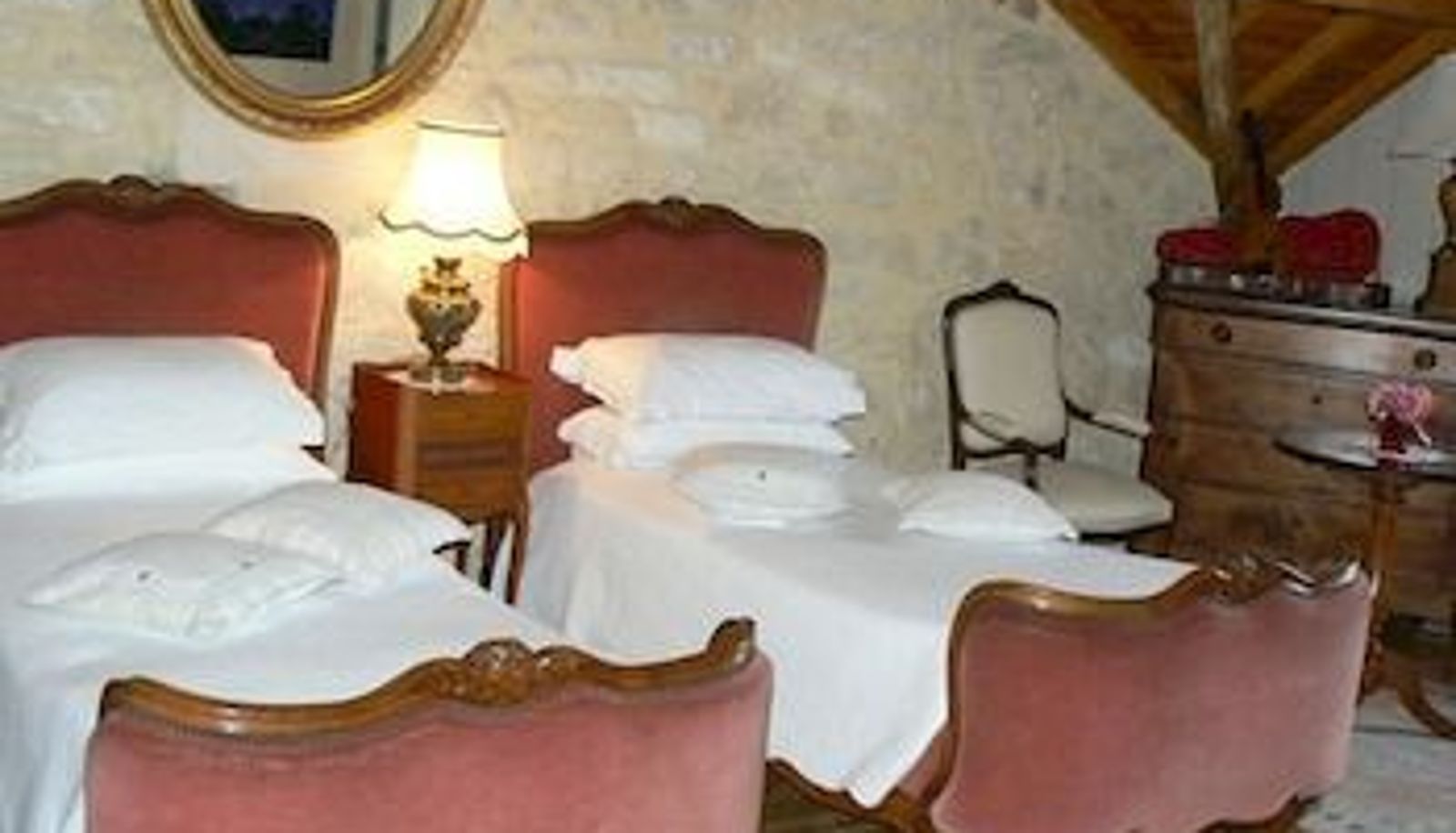 Chambre standard (simple) - Le Manoir de Marie Lou Chambres d'Hôtes