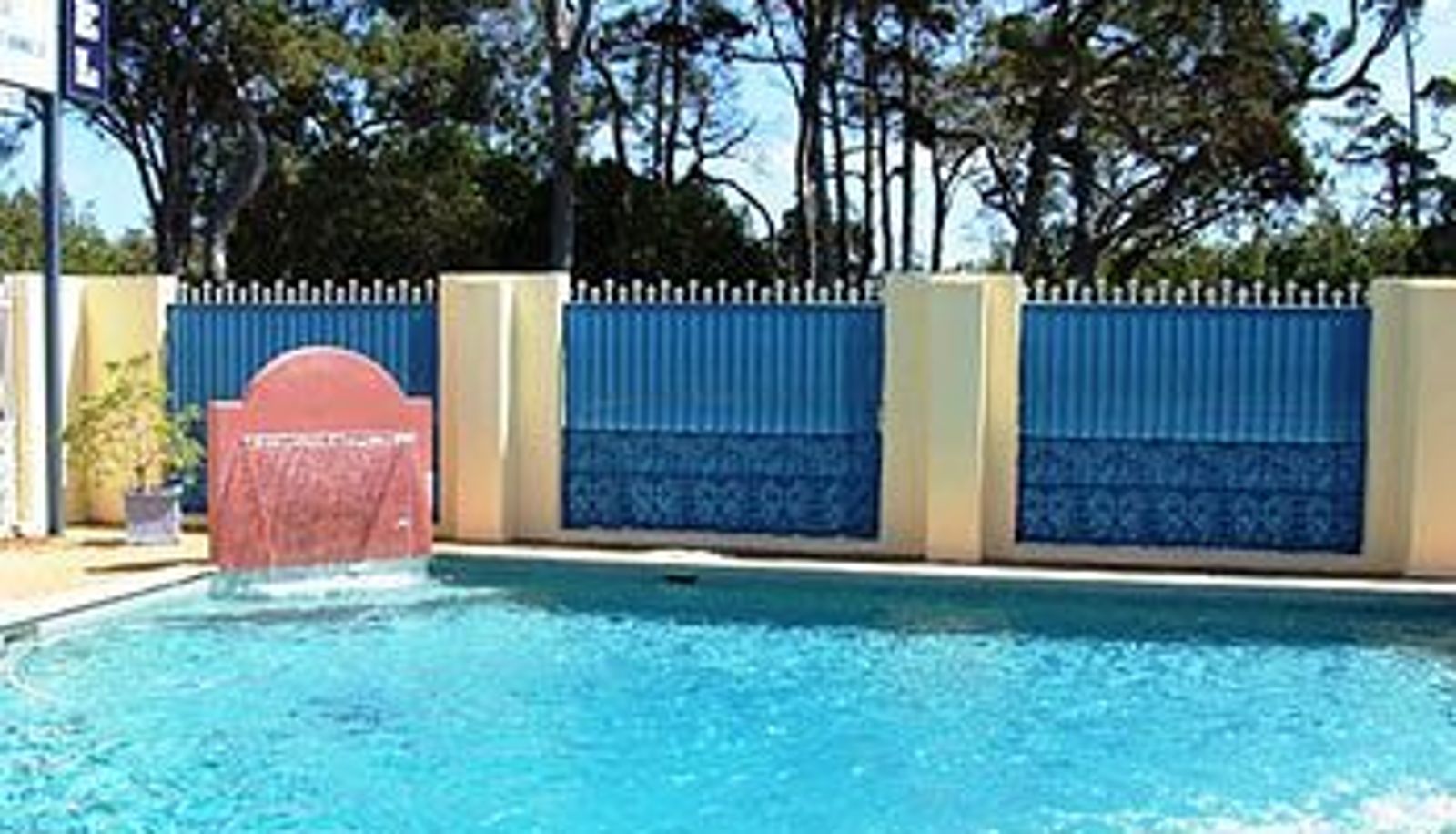 Pool - Hervey Bay Motel