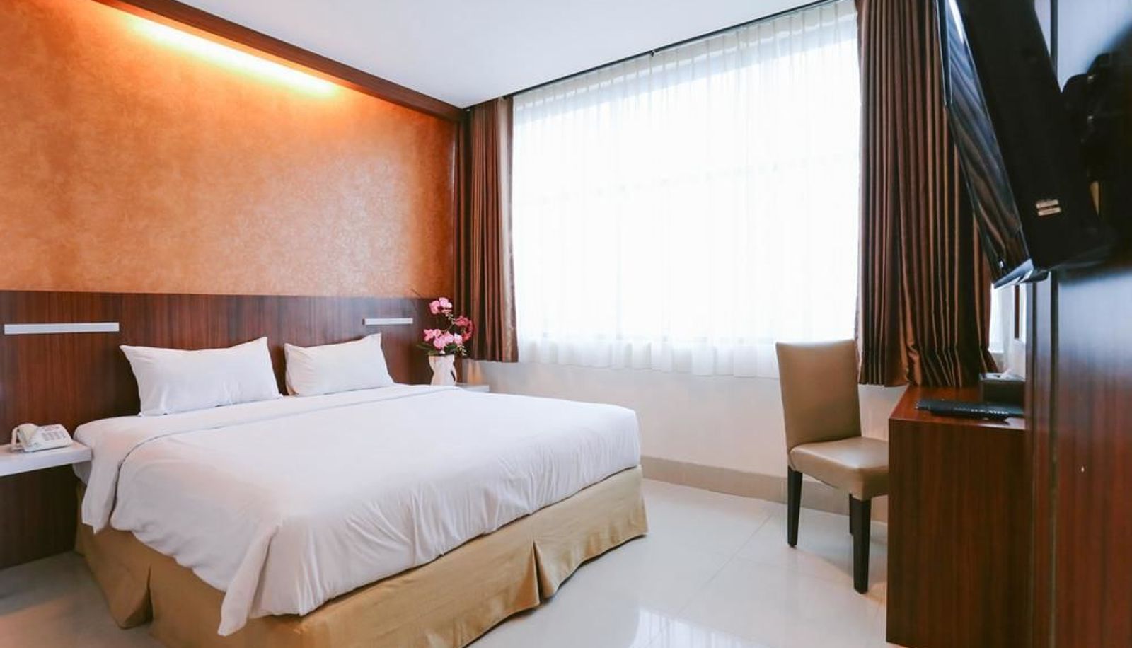 Business room - Grand Celino Hotel