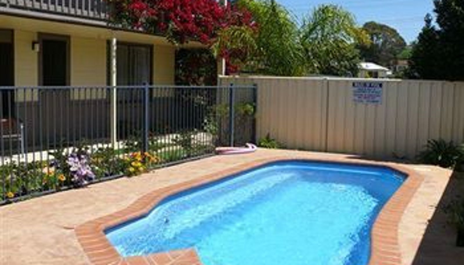 Pool - Sandpiper Holiday Units