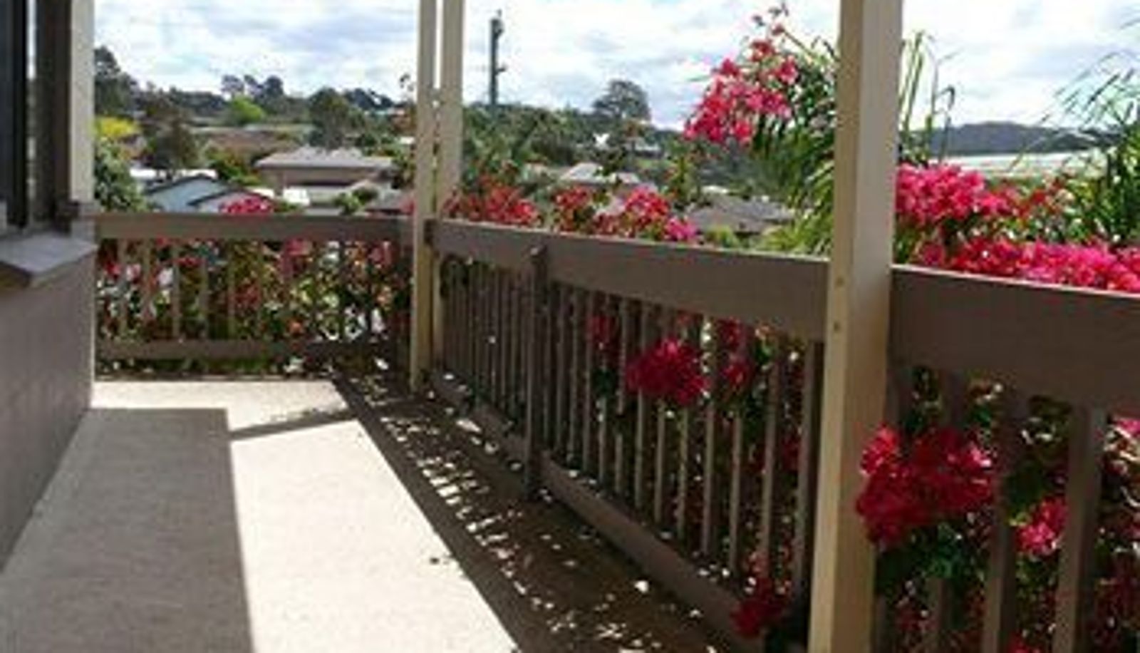 Room with balcony - Sandpiper Holiday Units