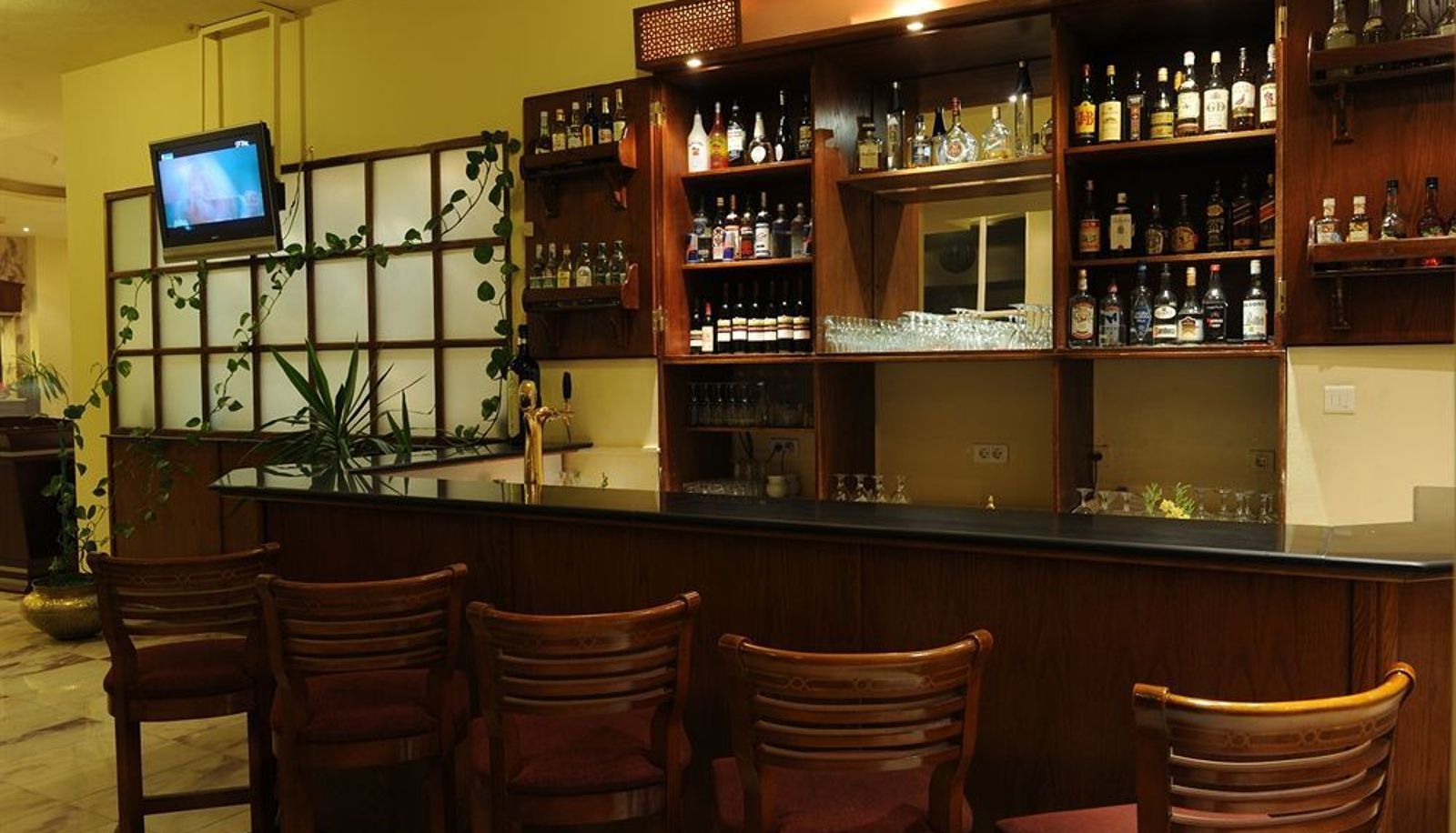 Bar - Kings' Way Hotel Petra
