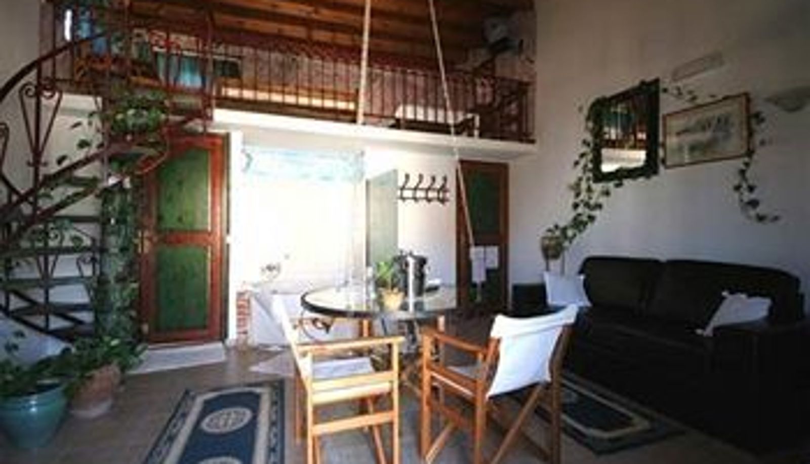 Info - Ifigenia Luxury Suites