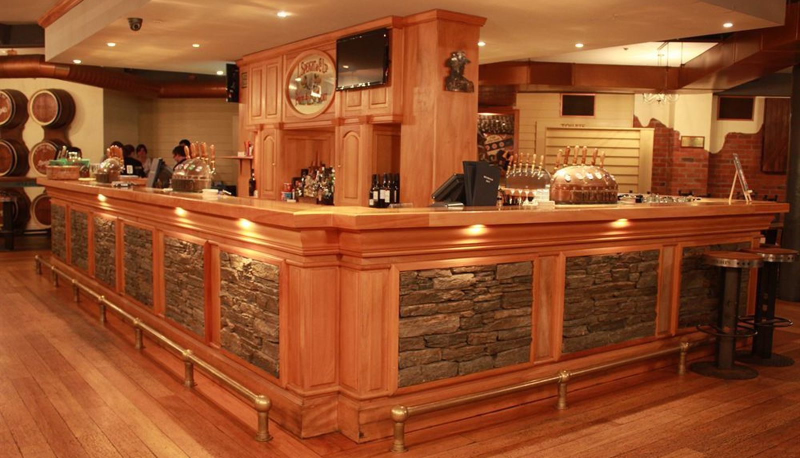 Bar - The Shepherds Arms Hotel
