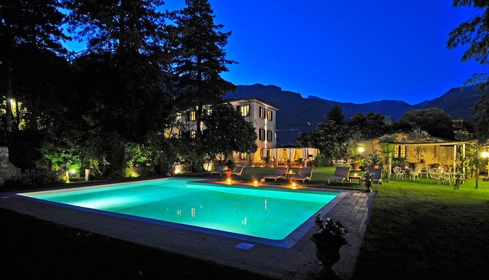 Pool - Villa Lombardi