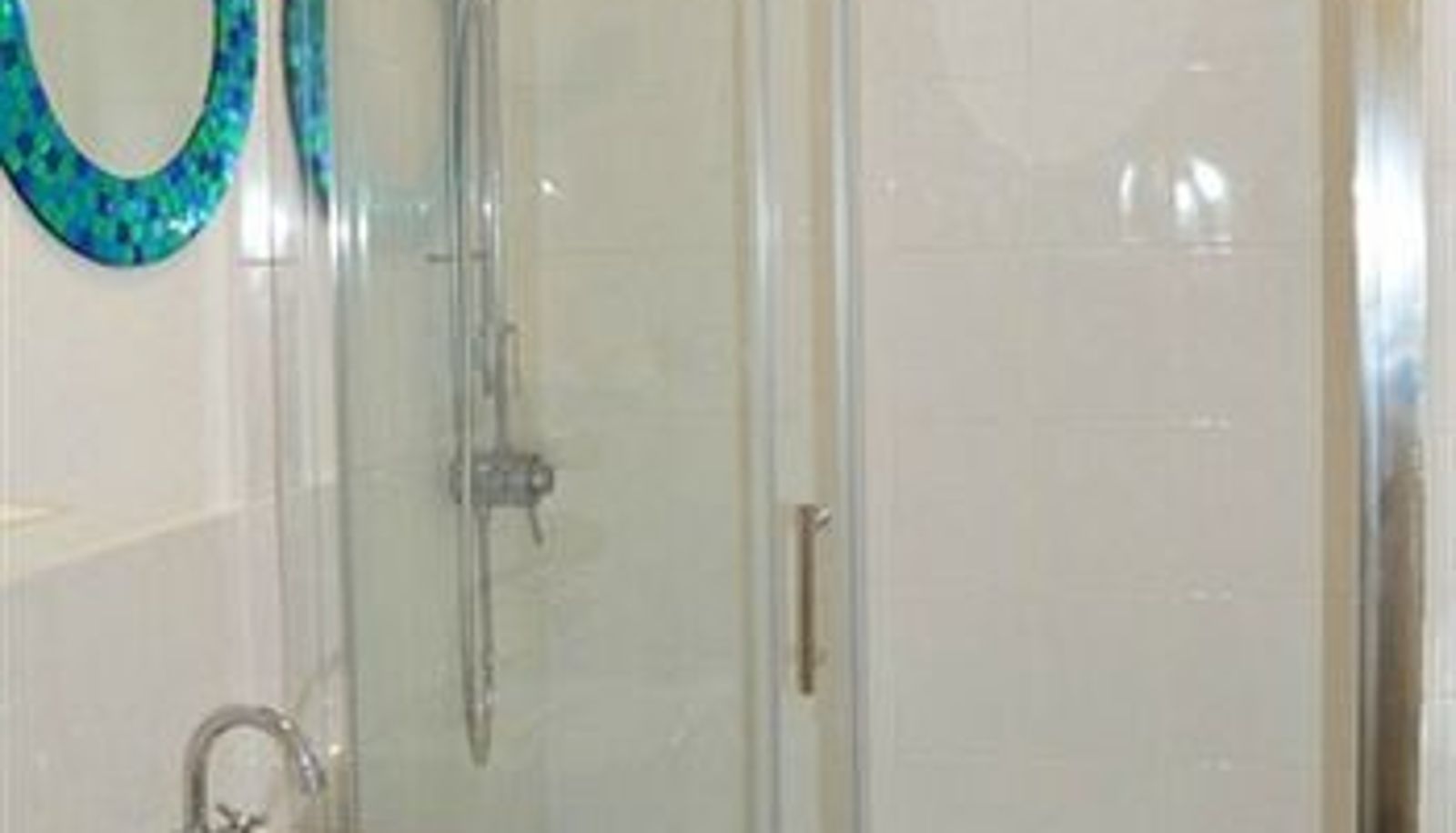 Bathroom - Acedale Holiday Lets