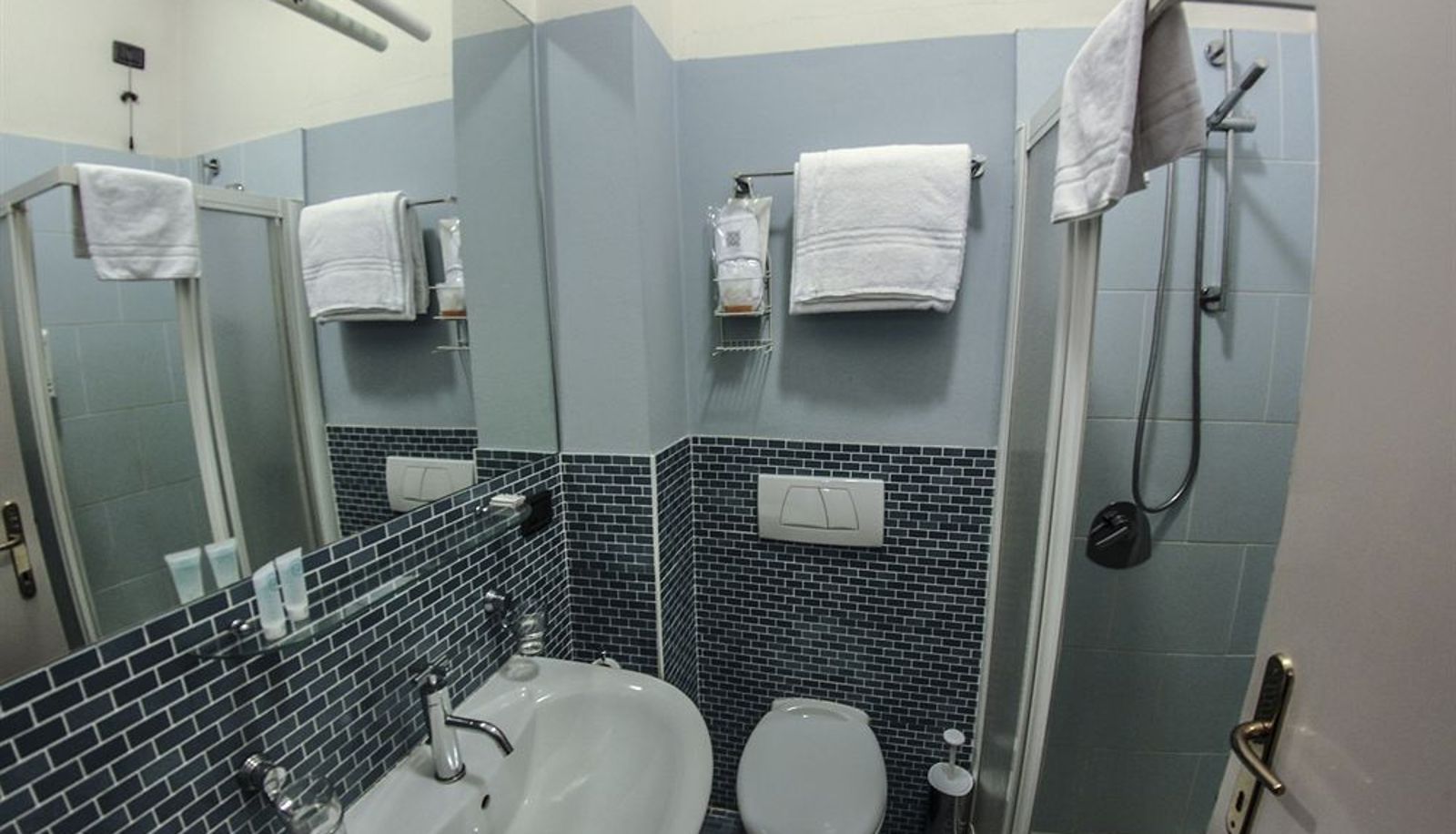 Bathroom - Locanda Riviera