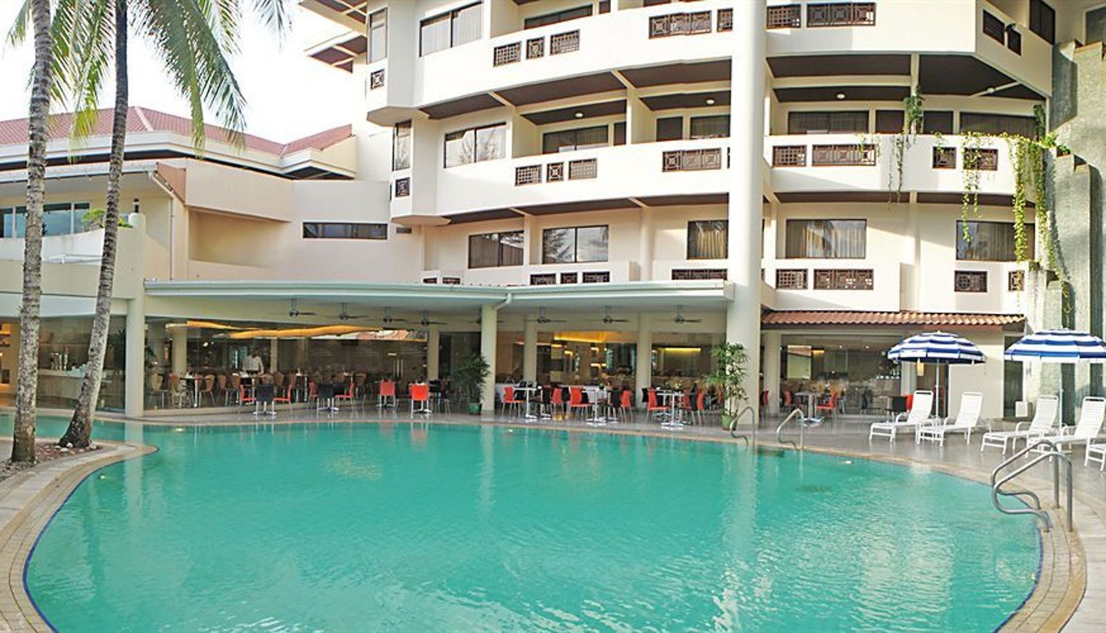 Pool - The Regency Rajah Court Hotel