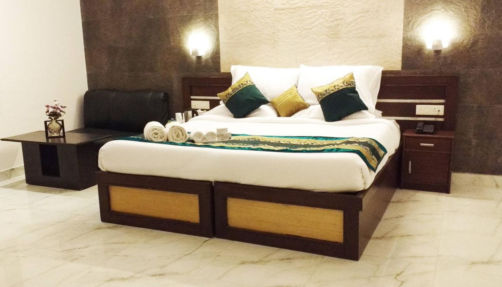 Info - Optimum Tara Palace @ Taj