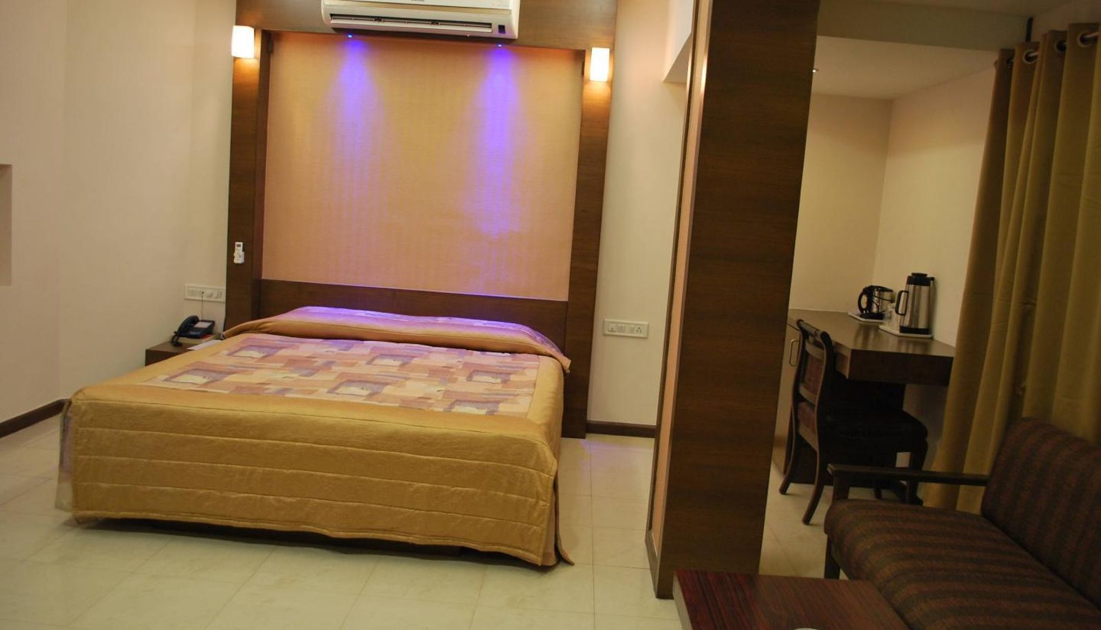 Info - Hotel Kanak