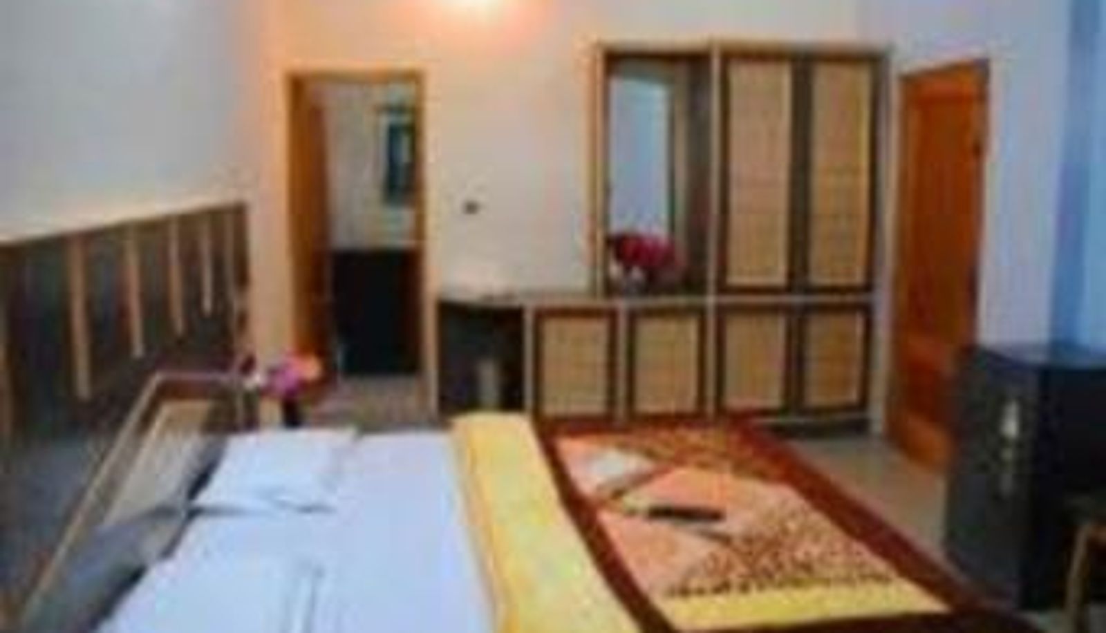 Superior room (single) - Hotel Sapphire Mcleodganj